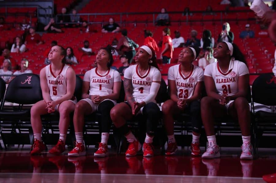 Familiar faces: Women’s basketball takes on Tulane in New Orleans