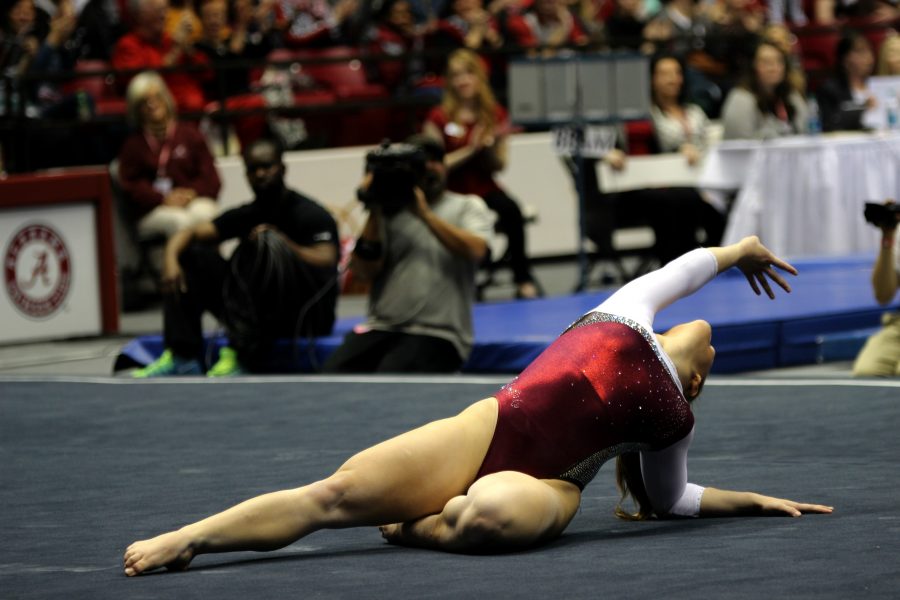 It's over:  Alabama gymnastics falls to Auburn, Streak ends at 117