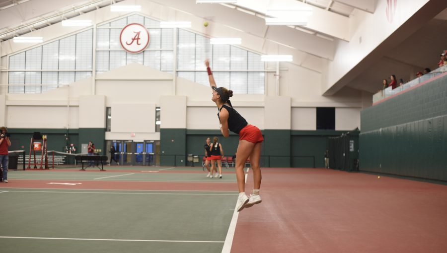 Women's tennis unable to capitalize on oppurtunity at home against Ole Miss