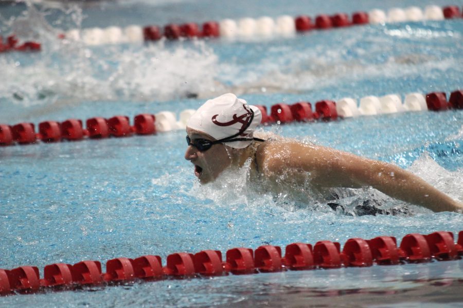 Alabama swimming confronts SEC schedule, starts with Missouri