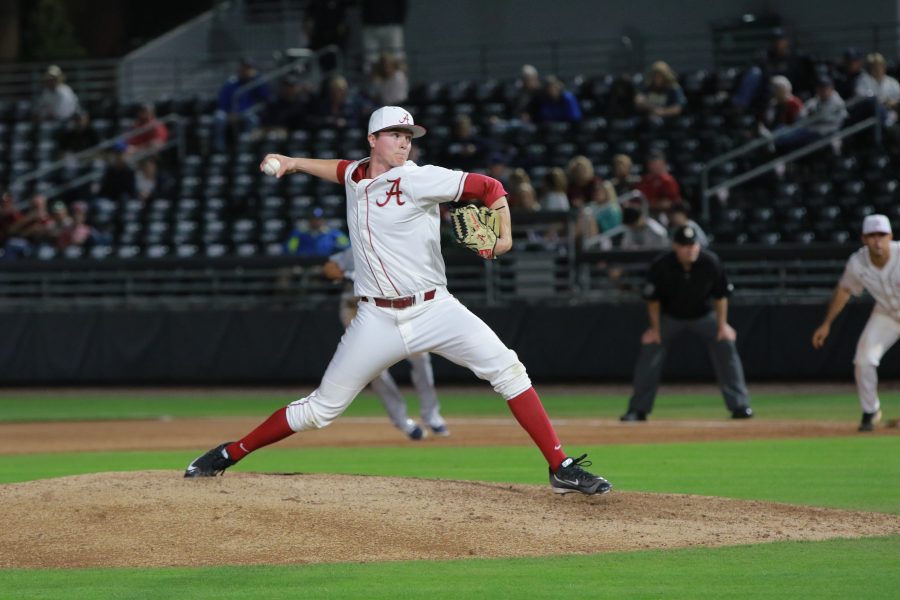 Alabama drops first game against Oral Roberts