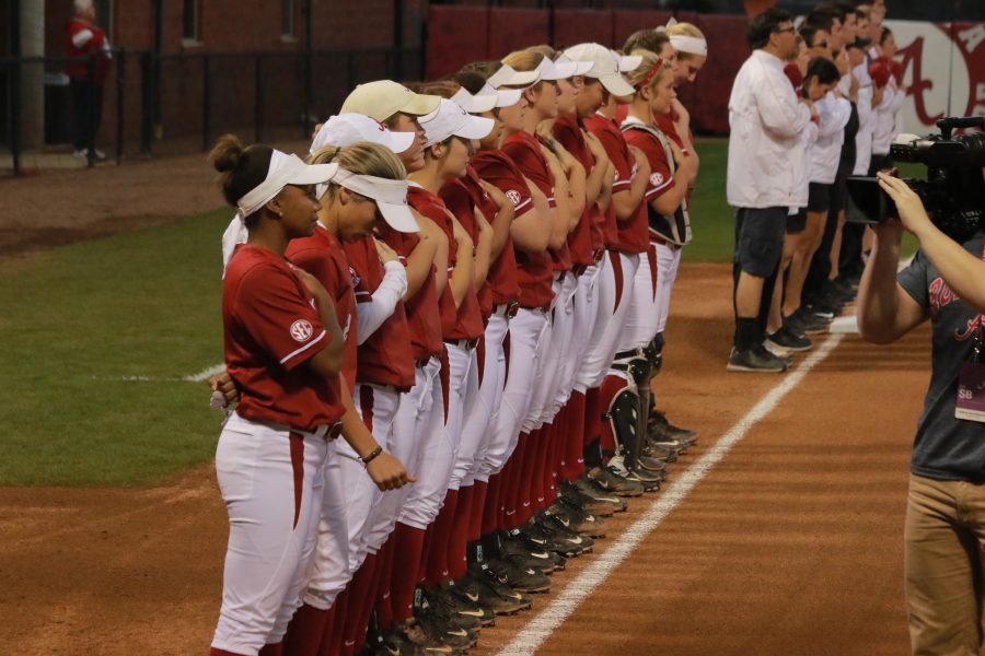 Alabama softball nears midway point of SEC play