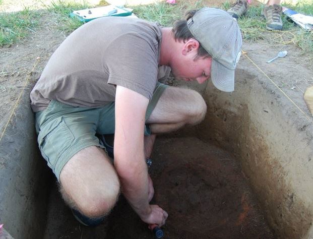 Students find hearth at Moundville