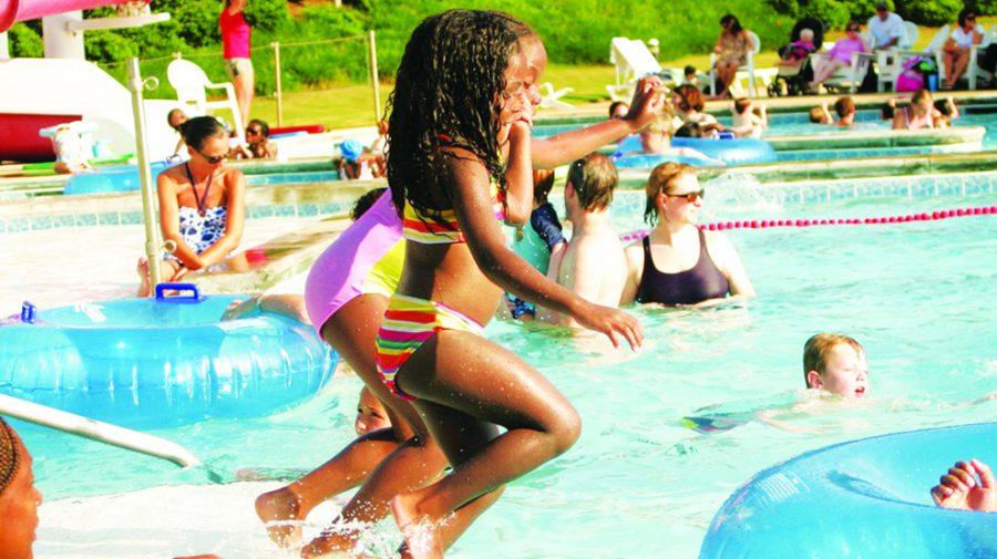 Communities offer poolside retreats