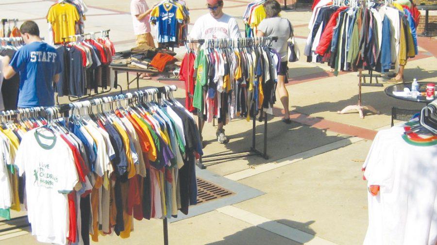 Vintage T-shirt sale comes to campus