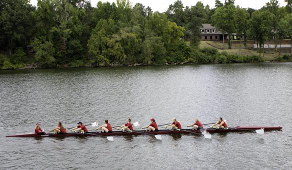 Rowing hosts home race
