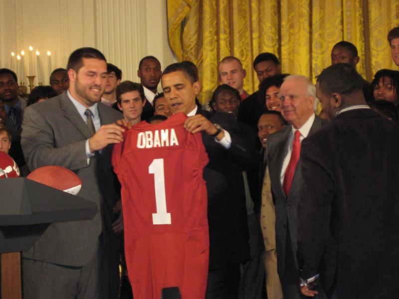 Obama+honors+Tide+for+victorious+season