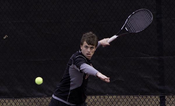 Men's tennis loses SEC opener, sweeps Sunday doubleheader