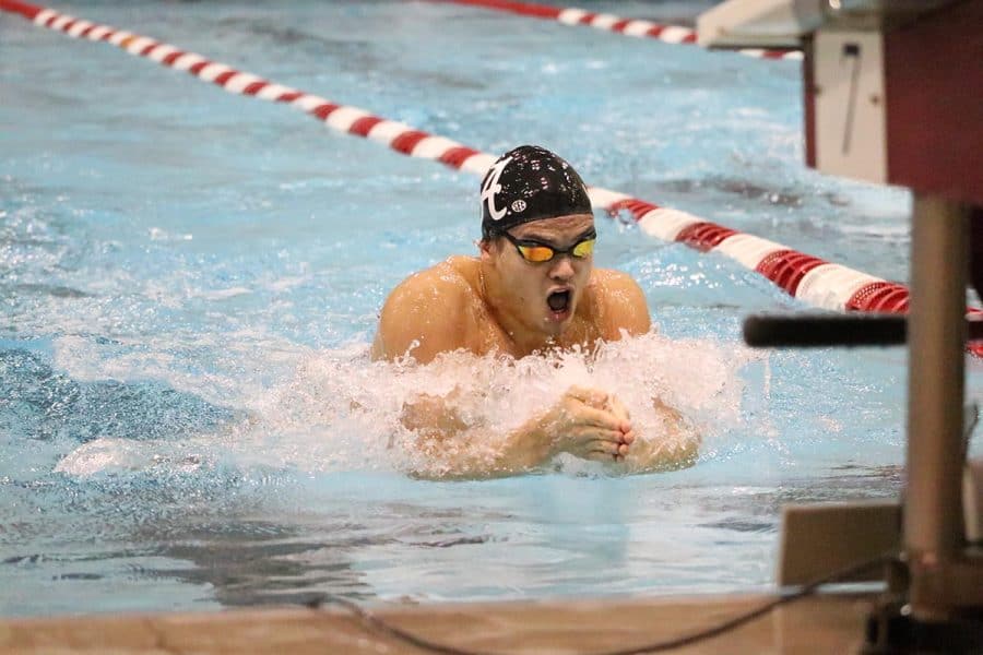 Alabama swimming and diving sweeps Delta State