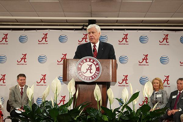 Battle discusses vacancy of Alabama soccer coach