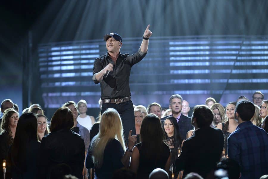 Country singer Cole Swindell to perform tonight