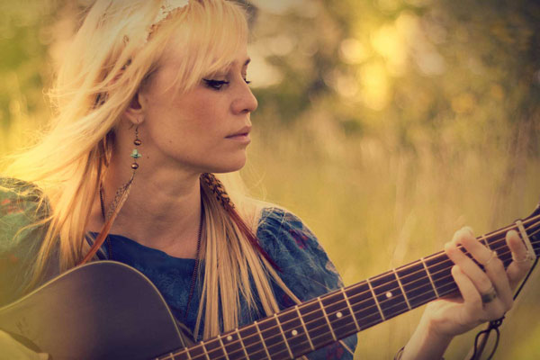 Sofia Talvik will bring her unique songwriting style to the Green Bar
