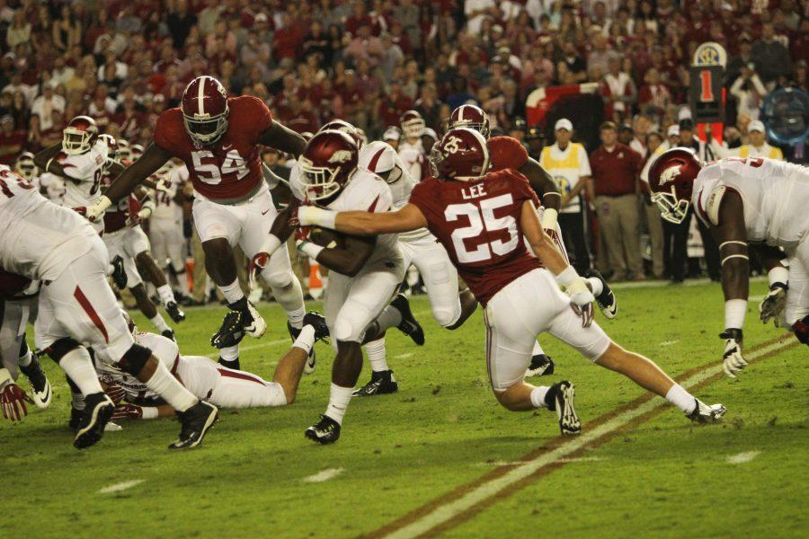 BAMALYTICS: A look at Alabama's football history against the Hogs