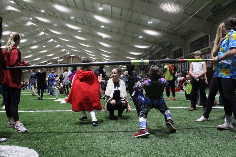 Student-athlete Halloween party welcomes Tuscaloosa community