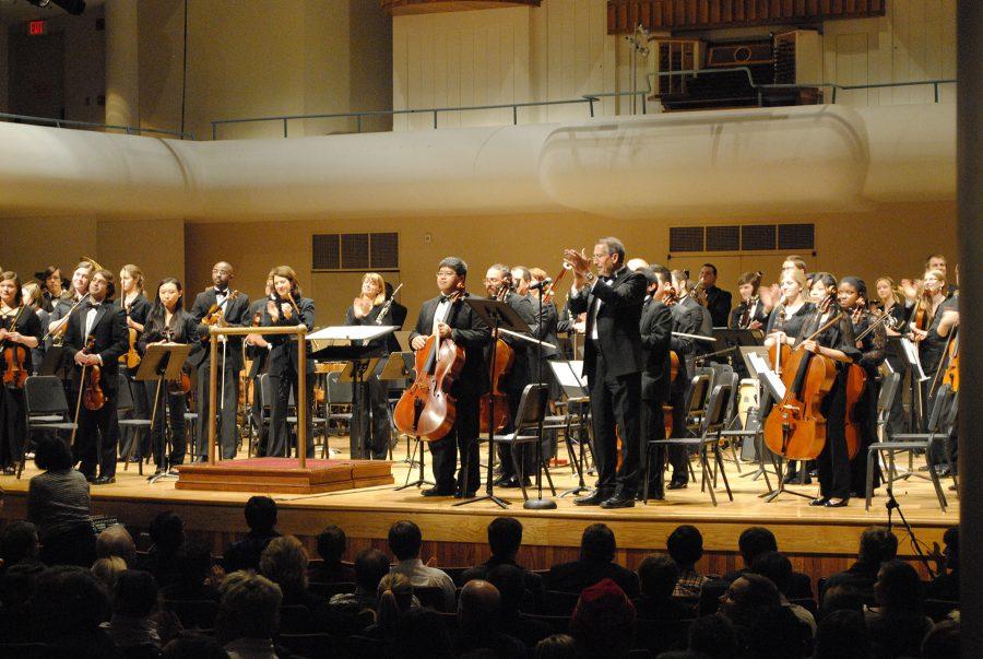 Huxford Symphony Orchestra opens 2017-2018 season