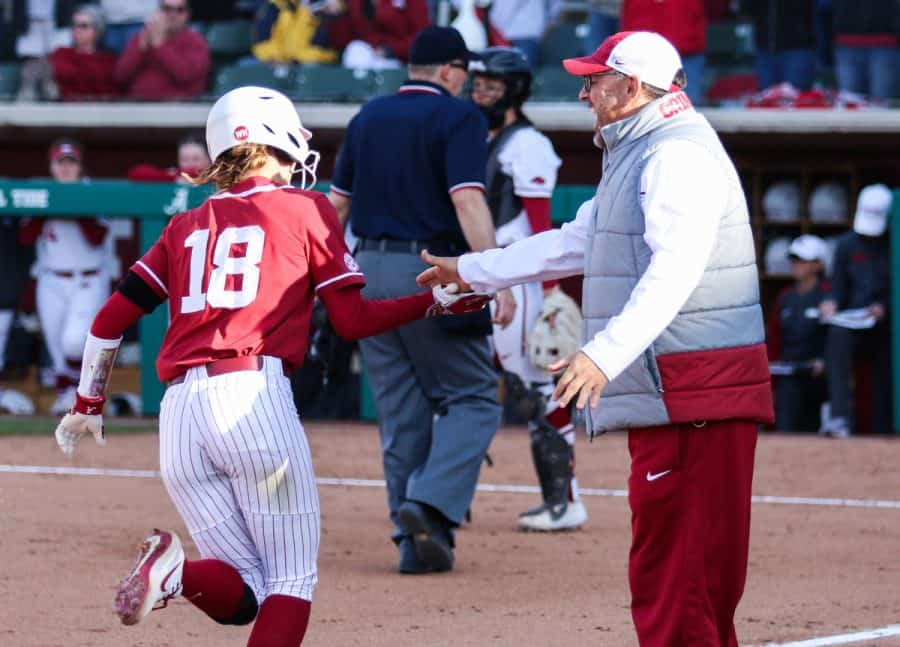 Alabama+softball+enters+fall+with+relentless+mentality