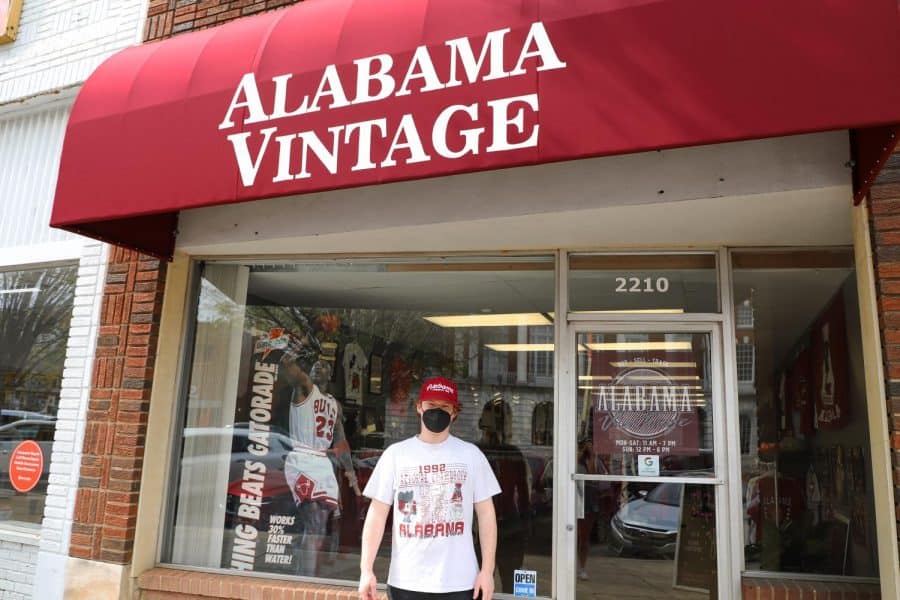How+one+fan+apparel+store+is+adding+a+one-of-a-kind+twist+to+Alabama+merch