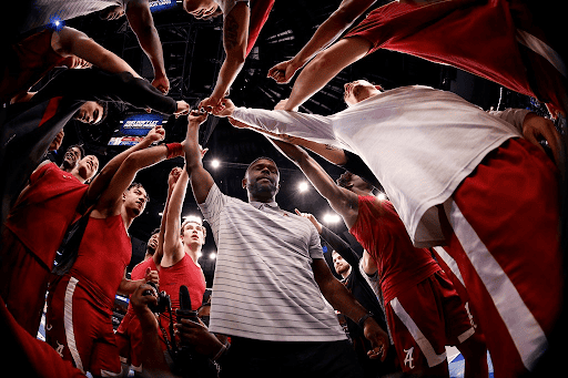 Alabama men’s basketball travels to Florida for SEC road opener