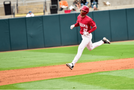 Baseball blows another lead, losing in walk-off fashion once again on Saturday
