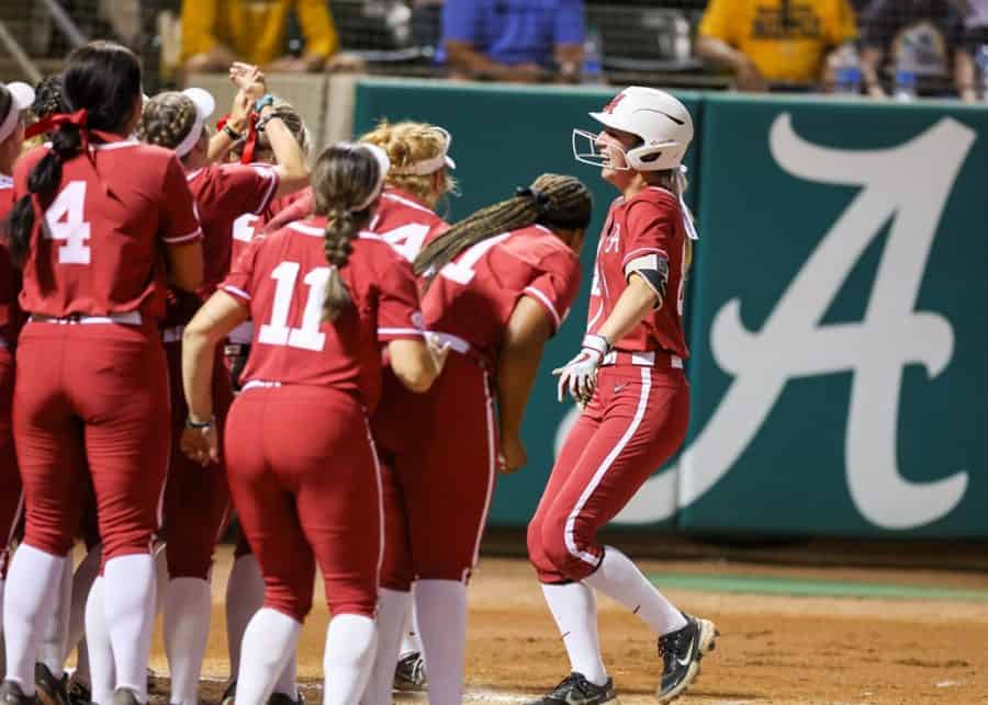 Alabama+left+fielder+Jenna+Johnson+%2888%29+crosses+the+plate+after+hitting+a+home+run+in+the+Crimson+Tides+6-2+victory+over+the+Chattanooga+Mocs+on+May+21+at+Rhoads+Stadium+in+Tuscaloosa%2C+Alabama.