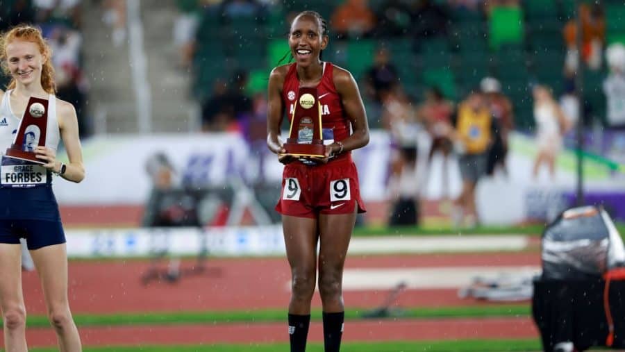 Alabamas+Mercy+Chelangat+poses+with+her+trophy+after+taking+home+the+NCAA+Championship+in+the+10%2C000-meter+race+at+Hayward+Field+in+Eugene%2C+Oregon.