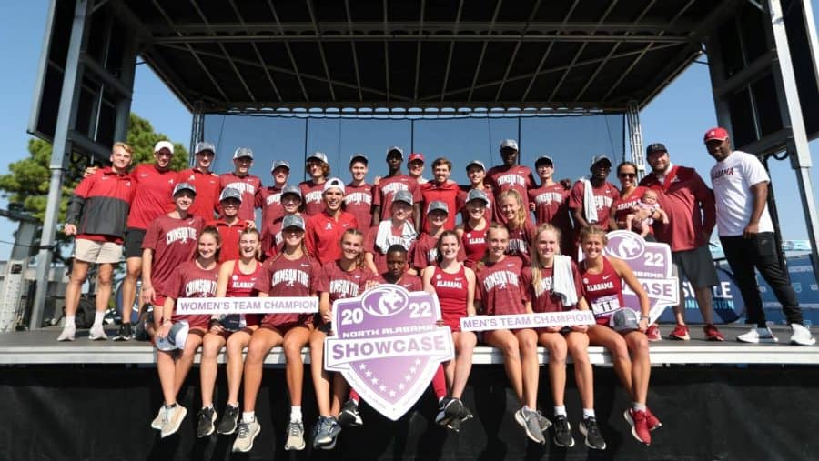 Alabamas mens and womens cross country teams take a picture after competing in the North Alabama Showcase in Huntsville, Ala.