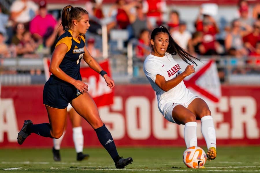 Reyna Reyes: From Texas to Mexico’s National Team, All Roads Led to Alabama