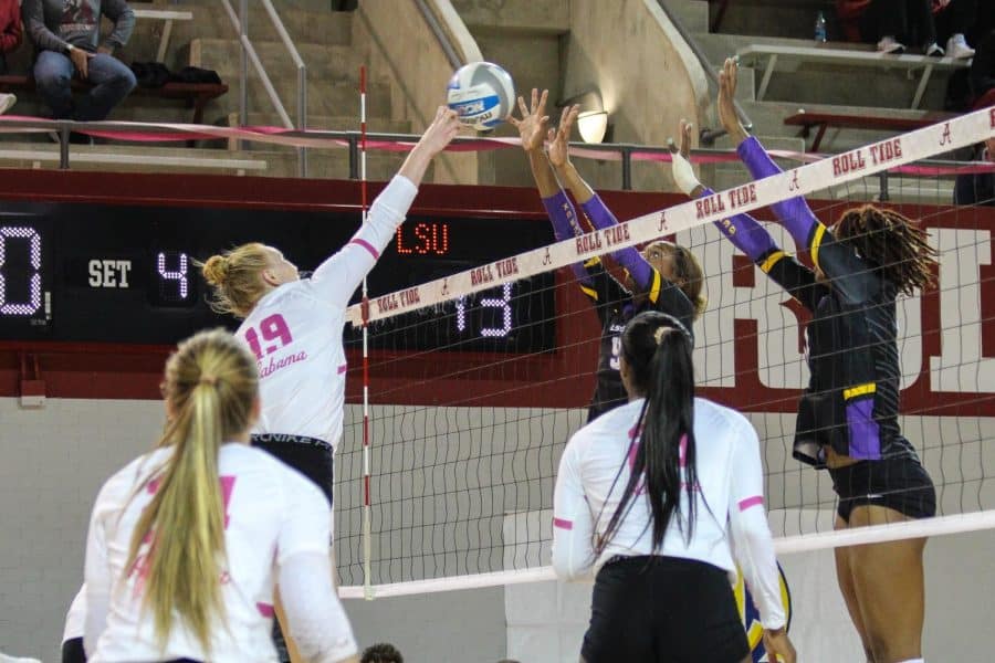 Volleyball takes LSU to five sets
