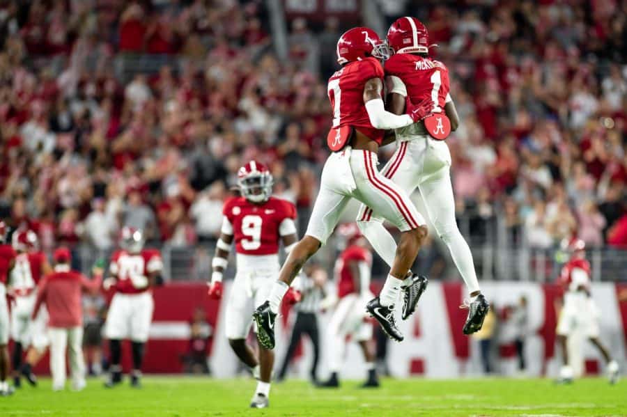 No. 6 Alabama visits No. 10 LSU in Death Valley with SEC West on the line