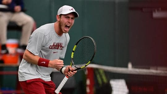 Men’s tennis moves to 7-2 after pair of Big Ten matches