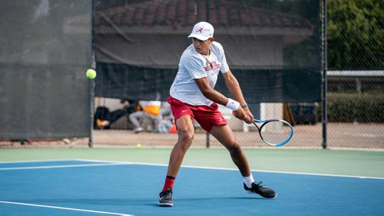 Men’s tennis goes 0-3 at Blue Gray National Tennis Classic