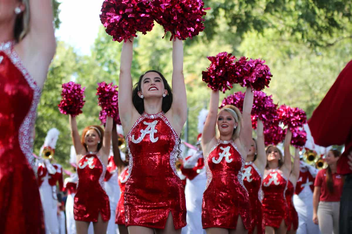 The+Alabama+Color+Guard+in+the+2022+Homecoming+Parade+on+October+22%2C+2022%2C+in+Tuscaloosa%2C+Ala.