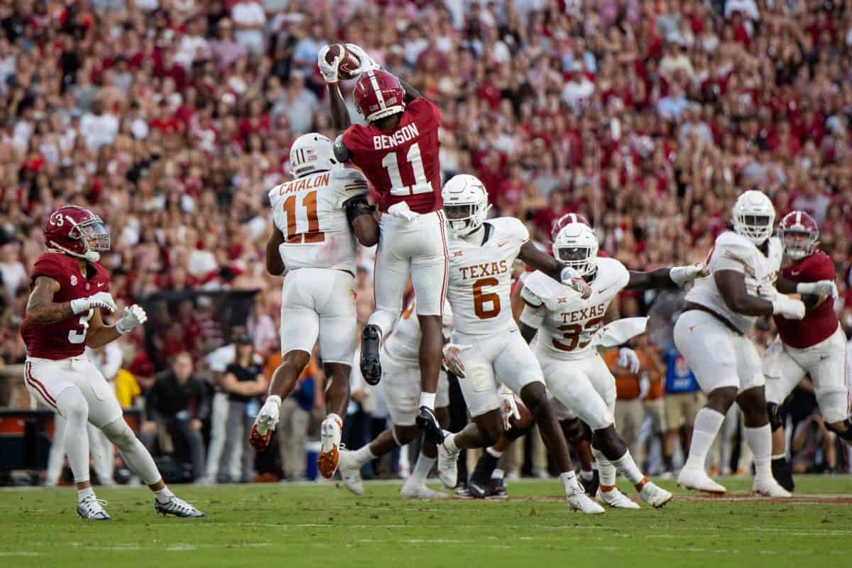 Alabama+wide+receiver+Malik+Benson+%28%2311%29+makes+a+catch+in+a+game+against+Texas+on+Sept.+9+at+Bryant-Denny+Stadium+in+Tuscaloosa%2C+Ala.
