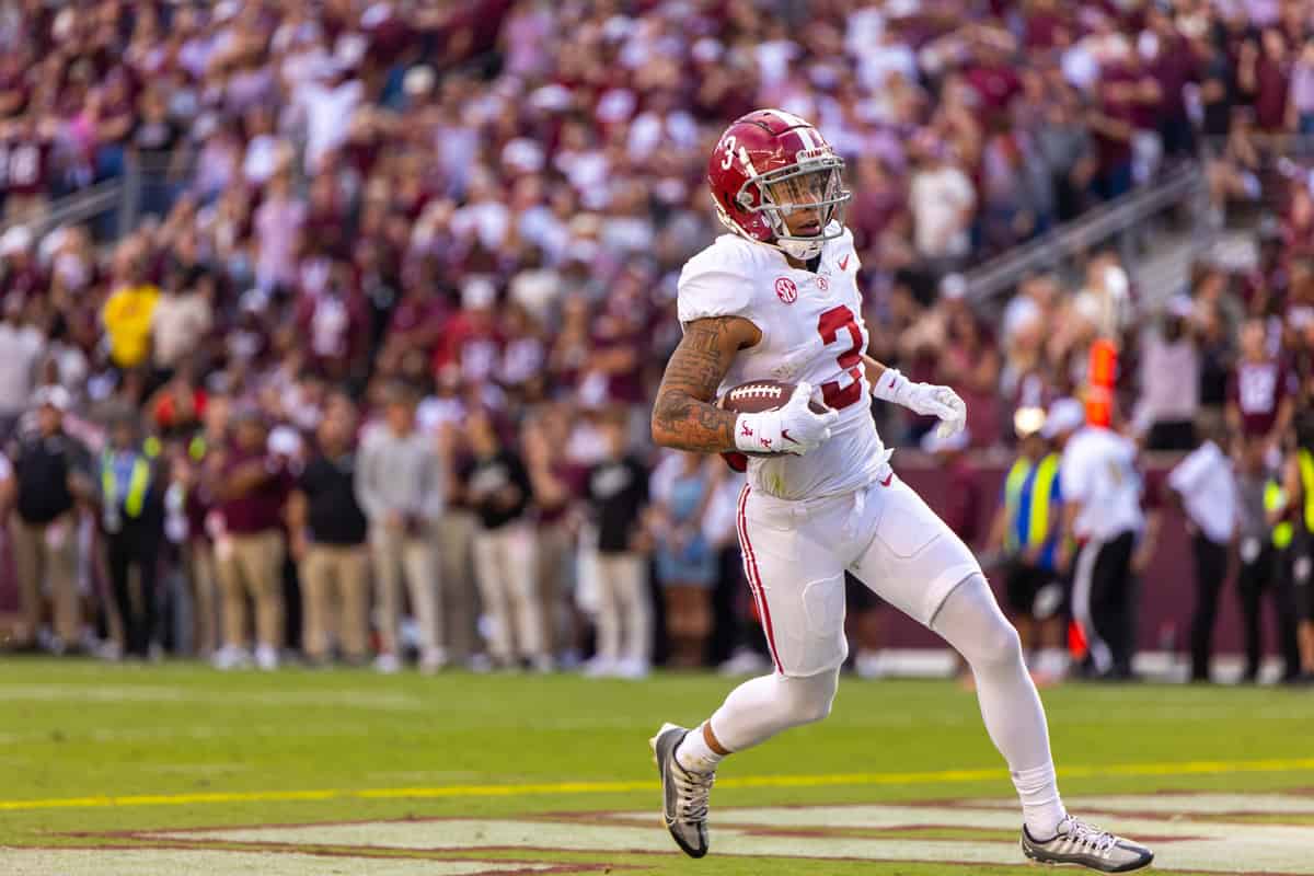 Alabama wide receiver Jermaine Burton (#3) makes a touchdown against Texas A&M on Oct. 7 in College Station, Texas.