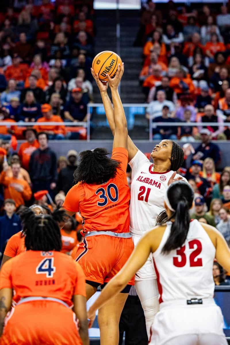 SEC slate off to a rough start as women’s basketball is now 2-4 after Auburn loss