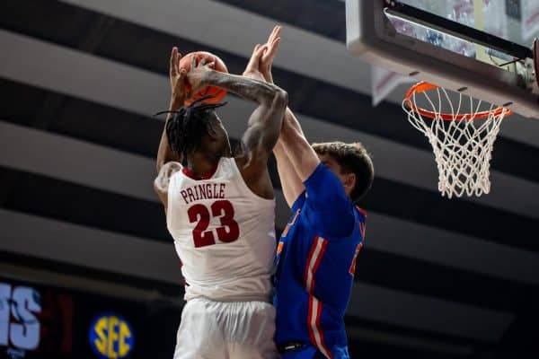 No. 13 Alabama men’s basketball set to battle No. 4 Tennessee for top spot in SEC