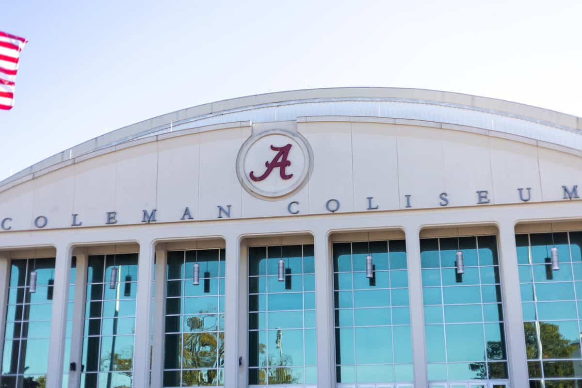A new arena is in the works for The Crimson Tide.