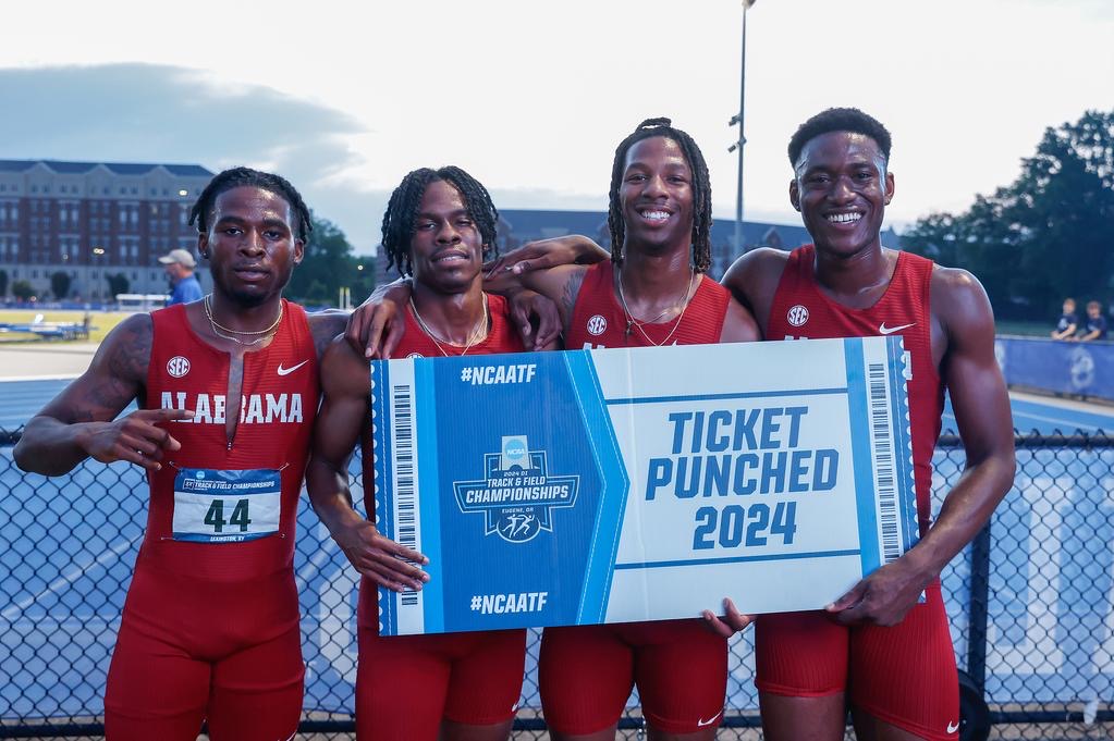 From+the+left%3A+Alabama+track+athletes+Khaleb+McRae%2C+Matthew+Weaver%2C+Chris+Robinson+and+Samuel+Ogazi+punch+their+tickets+to+the+National+Championships+in+Eugene+during+the+NCAA+Regionals+at+the+UK+Track+and+Field+Complex+in+Lexington%2C+KY+on+Friday%2C+May+24.