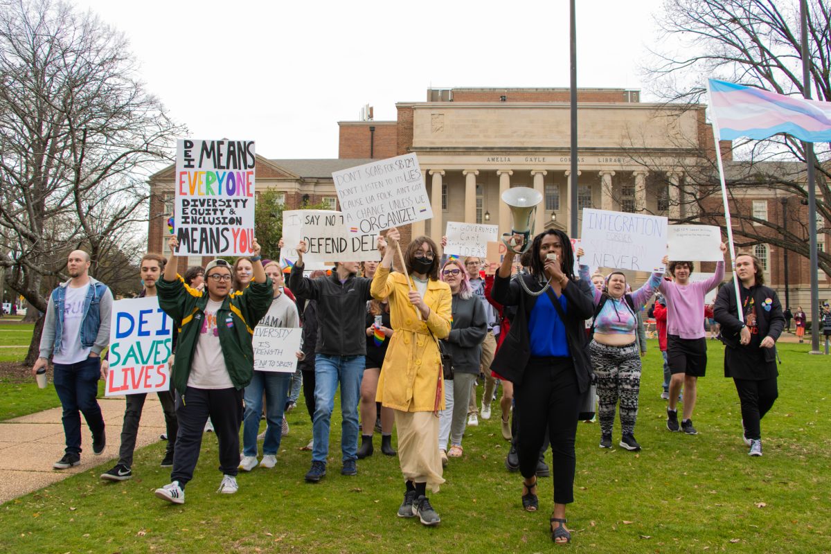 Students demonstrate in support of DEI prior to SB 129s enactment.