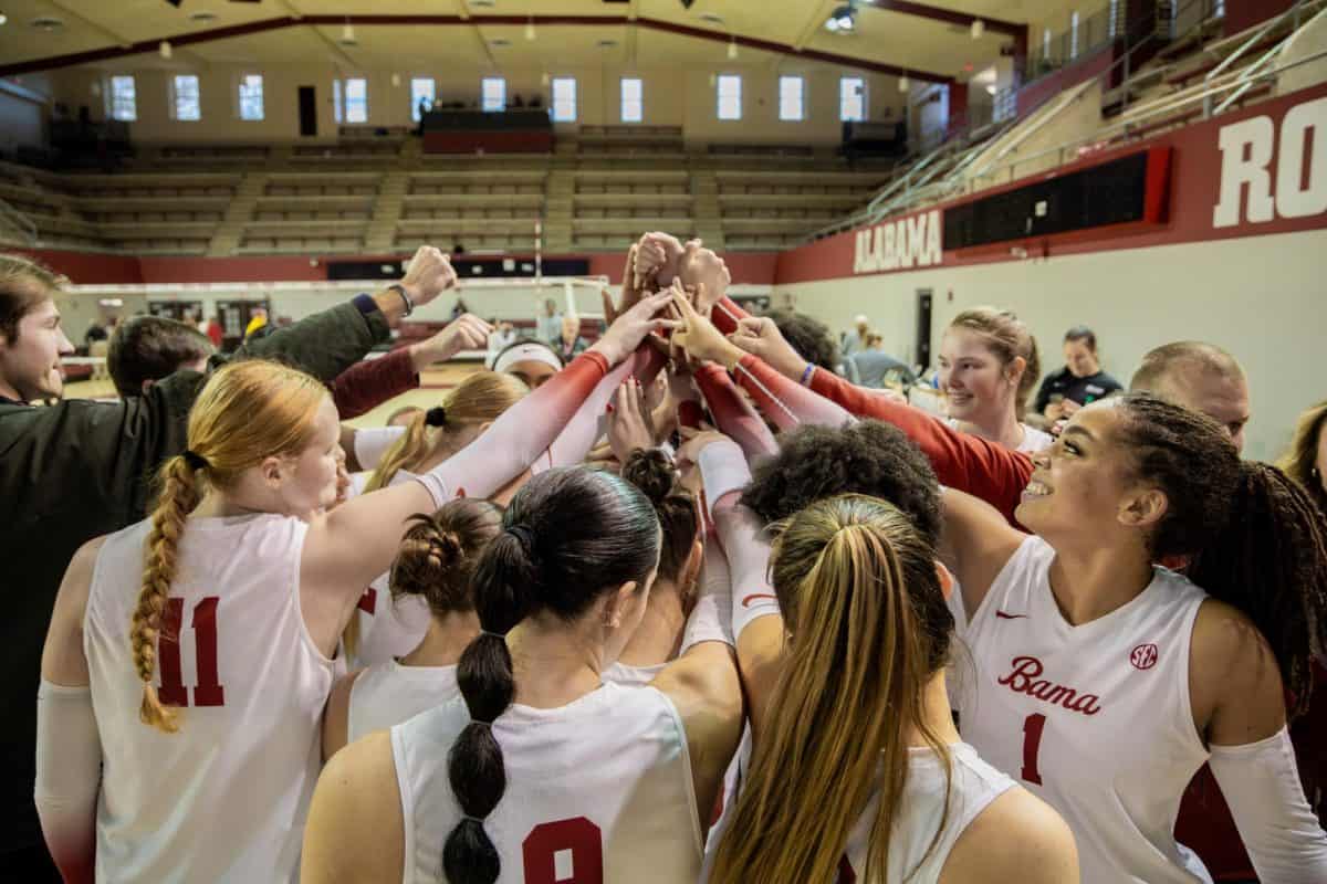 Alabama Women's Volleyball celebrates after a win.