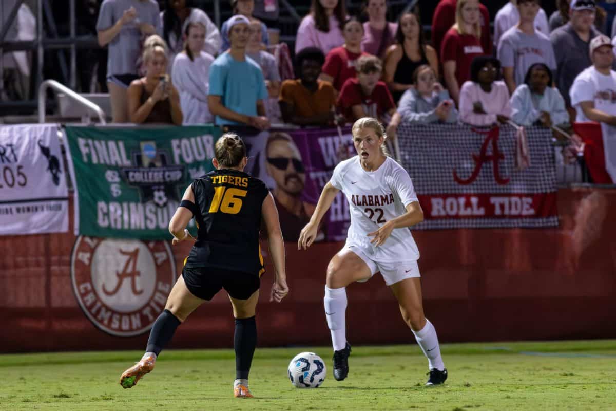 Leah Kunde goes to kick ball in Alabama's game against Missouri Thursday, Sept. 26. 