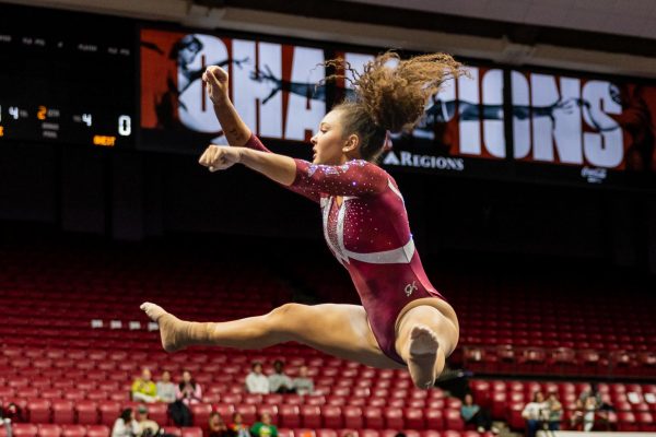 Alabama Gymnast Paityn Walker during Crimson vs White Preview meet Dec 6, 2024.