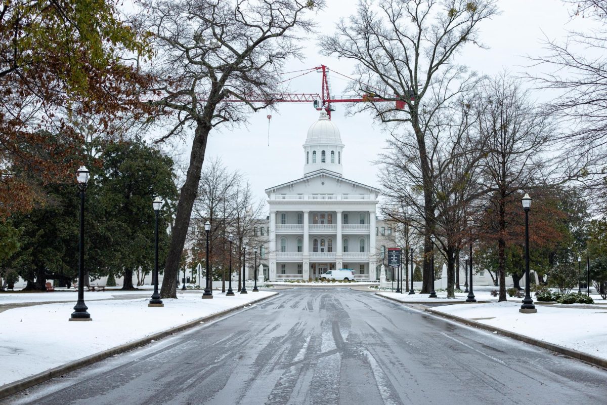 Snow covers the Randall Welcome Center 