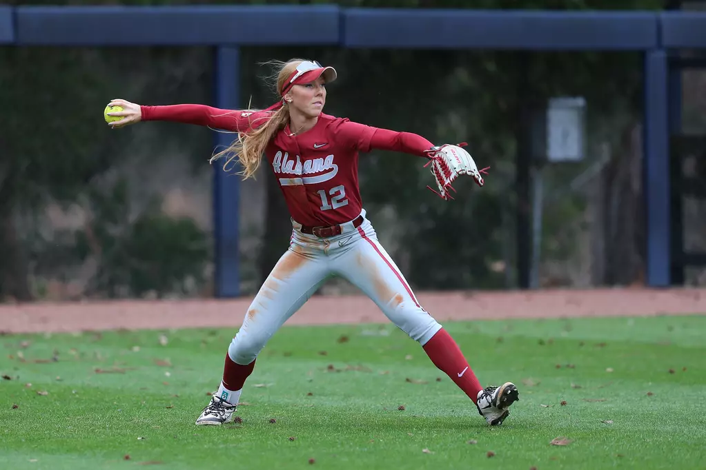 Alabama Softball Player Audrey Vandagriff (#12) makes a play in the outfield against Samford at Samford University in Birmingham, AL on Tuesday, Mar 4, 2025.