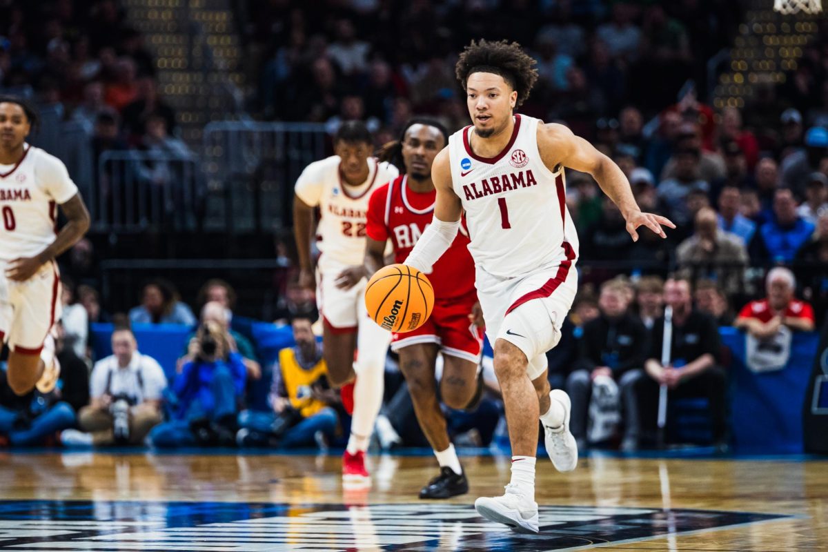 Alabama Basketball guard Mark Sears (#1) runs toward the basket against Robert Morris at Rocket Arena in Cleveland, OH on March 21, 2025.