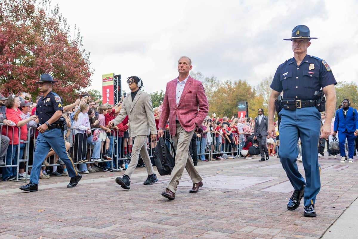 Alabama head coach Kalen Deboer and wide receiver Ryan Williams (#2) go into the stadium before the game versus Eastern Illinois on Nov. 22, 2025.
