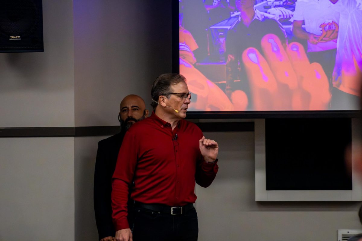 Frank Turek visits the University of Alabama for his "If God, Why Evil?" tour.