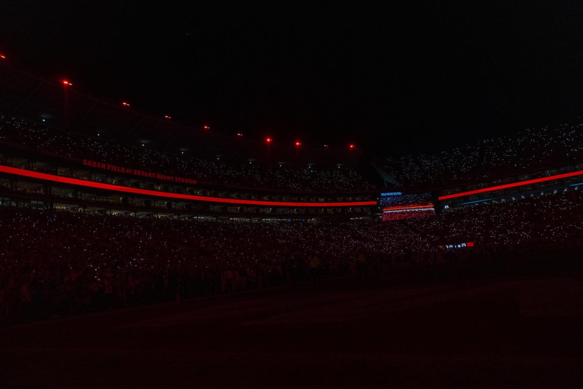 Fans put their phone flashlights on during a 3-minute timeout. 