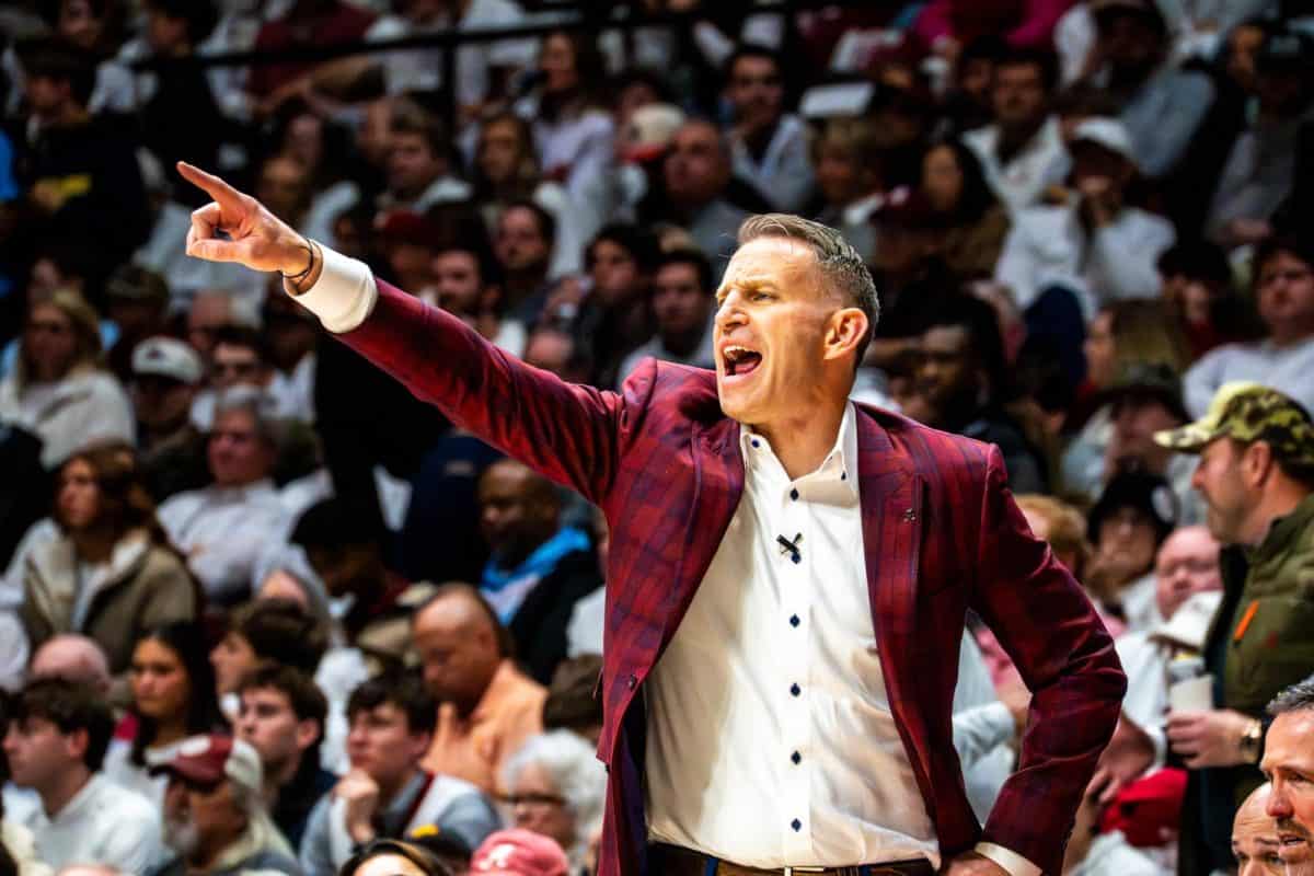 Head coach Nate Oats yells during the game versus Tennessee on Jan. 24, 2026.