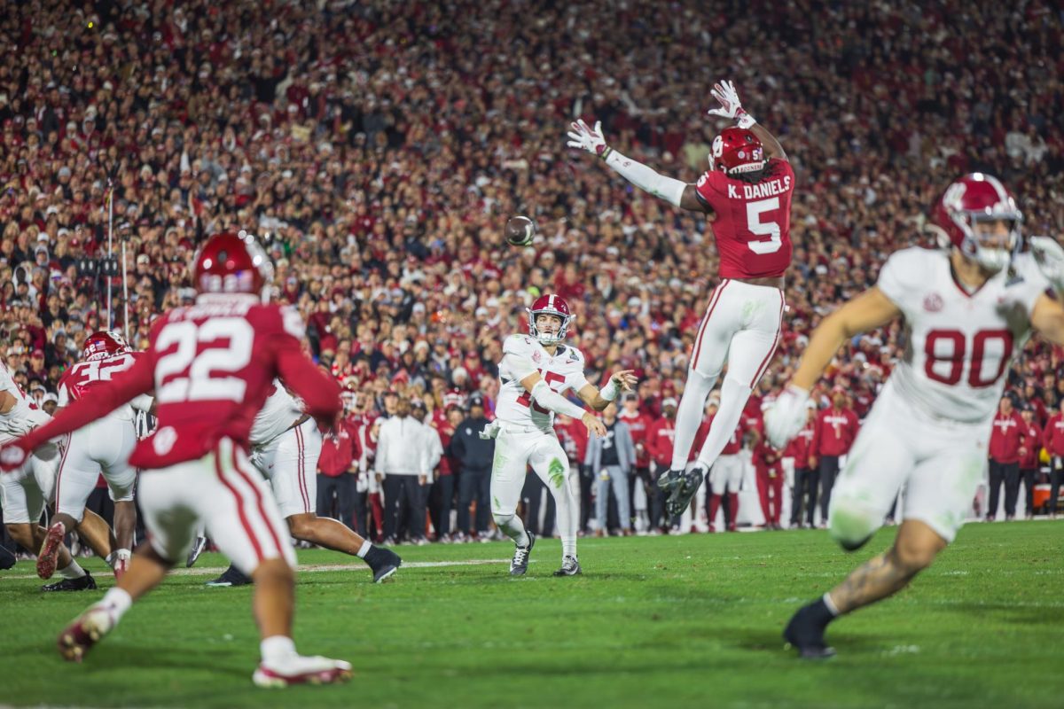 Former Alabama quarterback Ty Simpson (#15) throws the ball against Oklahoma at the first round of the College Football Playoff on Dec. 19, 2025, at Gaylord Family-Oklahoma Memorial Stadium.